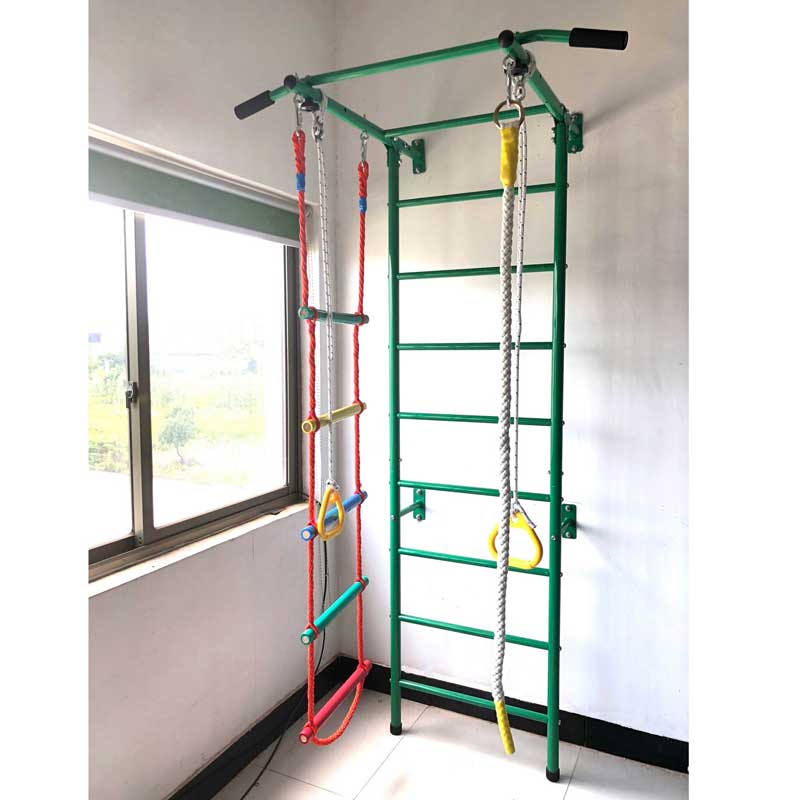 Детска метална шведска стена с аксесоари