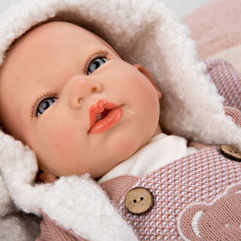 Кукла-бебе Жада с вълнен розов костюм и пелена