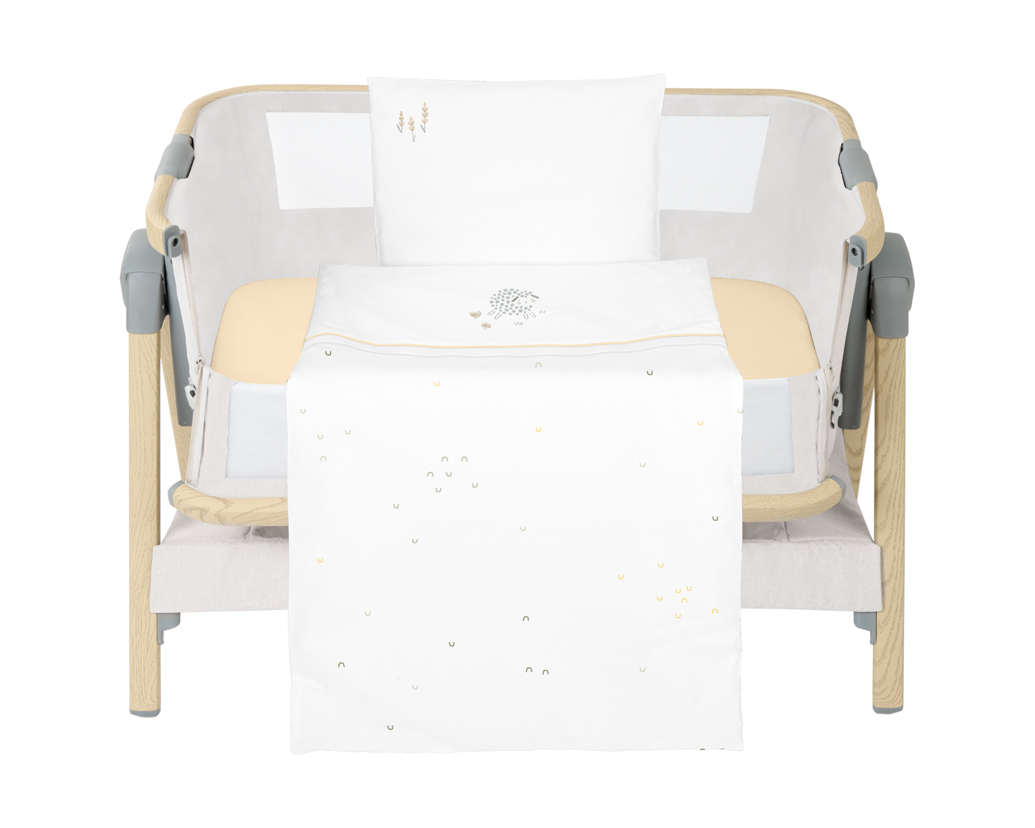  • Мек и нежен бебешки спален комплект