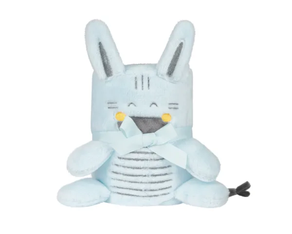  • Меко одеяло със закачлива 3D бродерия-животинче;• Изработено от висококачествен пухкав полар;• Опция играчка в сгънато положение;• Произведено в съответствие с изискванията за безопасност на стандарт EN71;• 100% полиестер;• Луксозна подаръчна кутия;• Размер: 75x100 см. Размери:- Подаръчна кутия: 22x15x13 см / 0.37 кг- Кашон: 56x48x46 см / 10 кг / 24 бр/кашон 