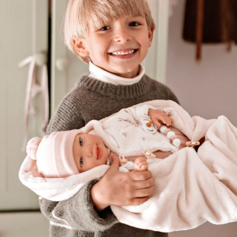 Кукла-бебе Елба в розово вълнено боди с аксесоари - 45 см - Image 3
